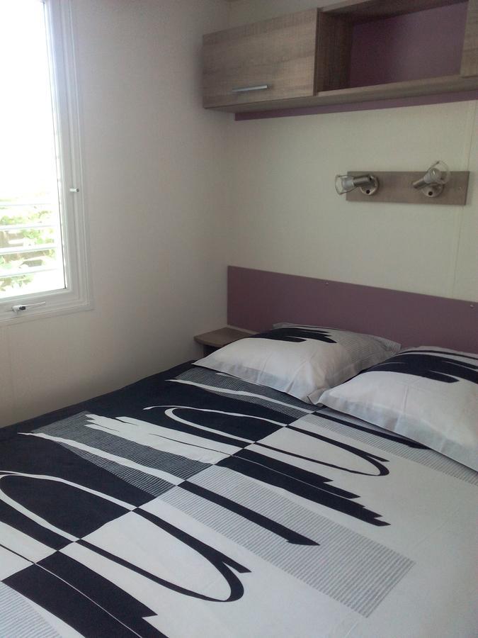 Camping Loisirs Des Groux Mousseaux-sur-Seine Buitenkant foto