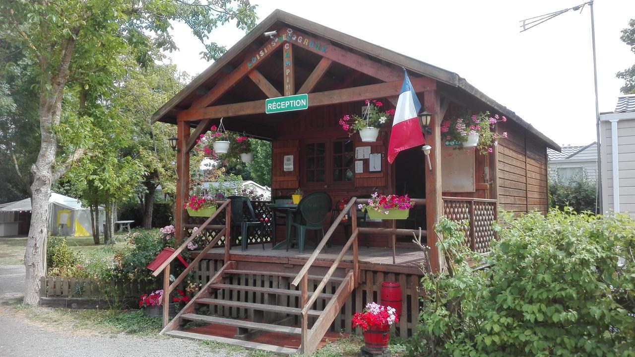 Camping Loisirs Des Groux Mousseaux-sur-Seine Buitenkant foto
