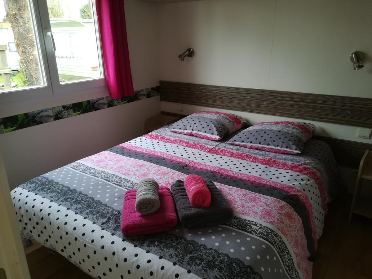 Camping Loisirs Des Groux Mousseaux-sur-Seine Buitenkant foto