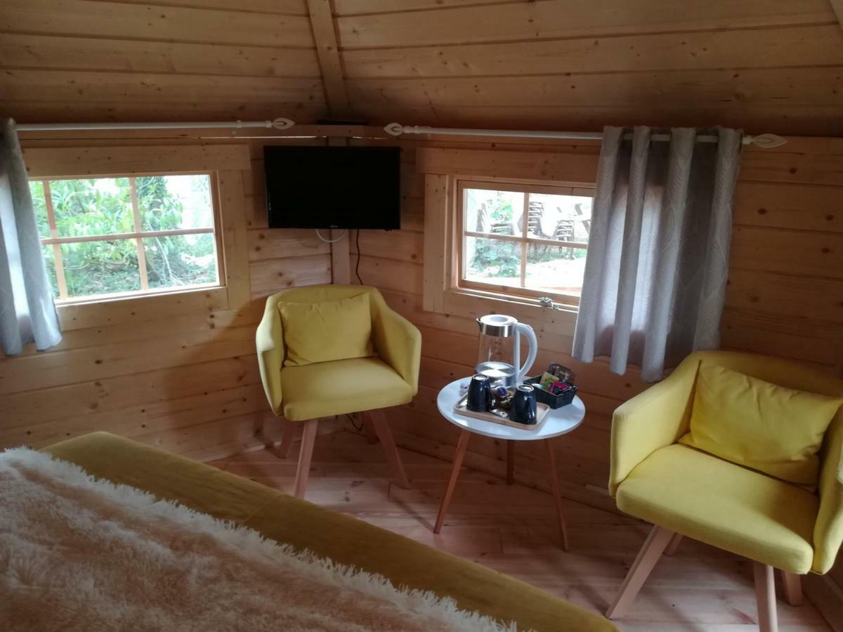 Camping Loisirs Des Groux Mousseaux-sur-Seine Buitenkant foto