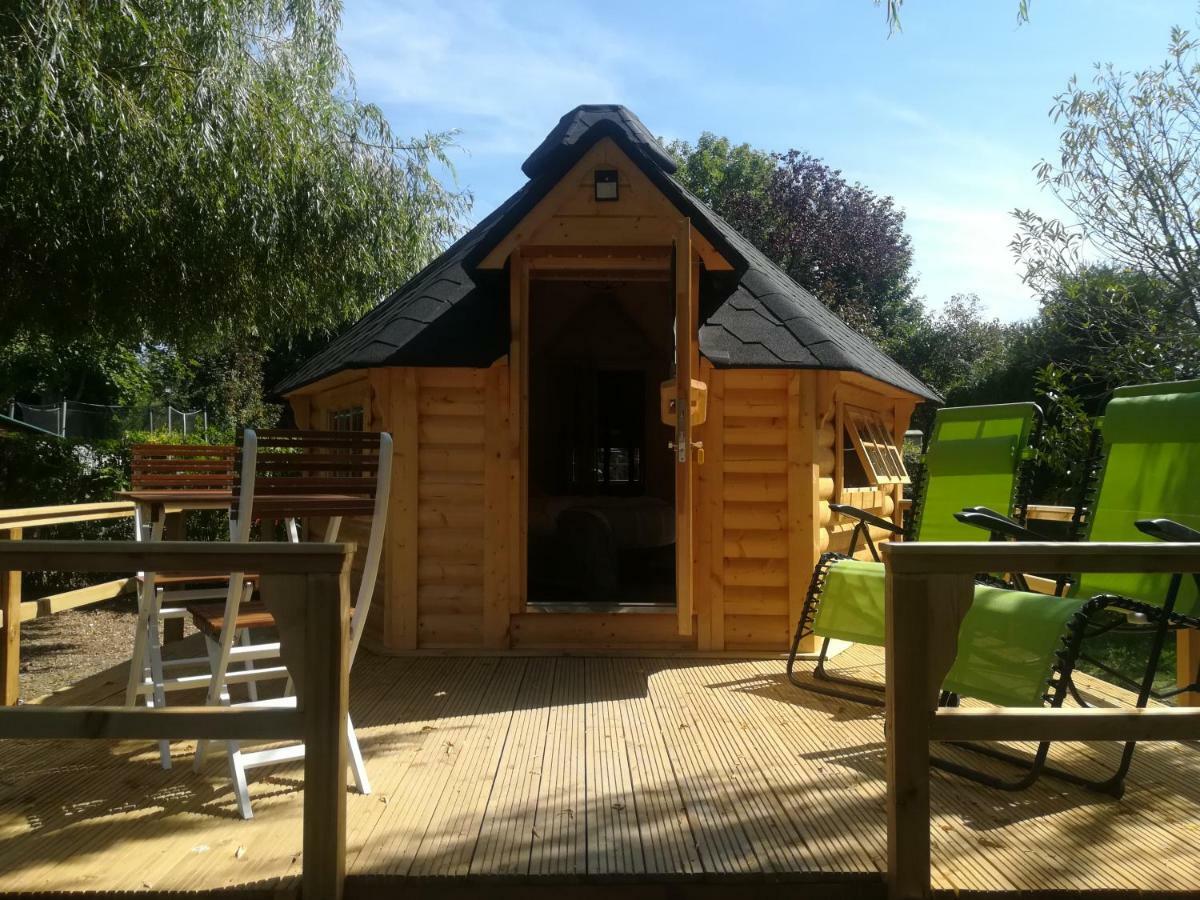 Camping Loisirs Des Groux Mousseaux-sur-Seine Buitenkant foto